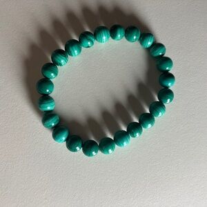 NWOT Shiny Elastic Malachite Beaded Bracelet (Light Green)